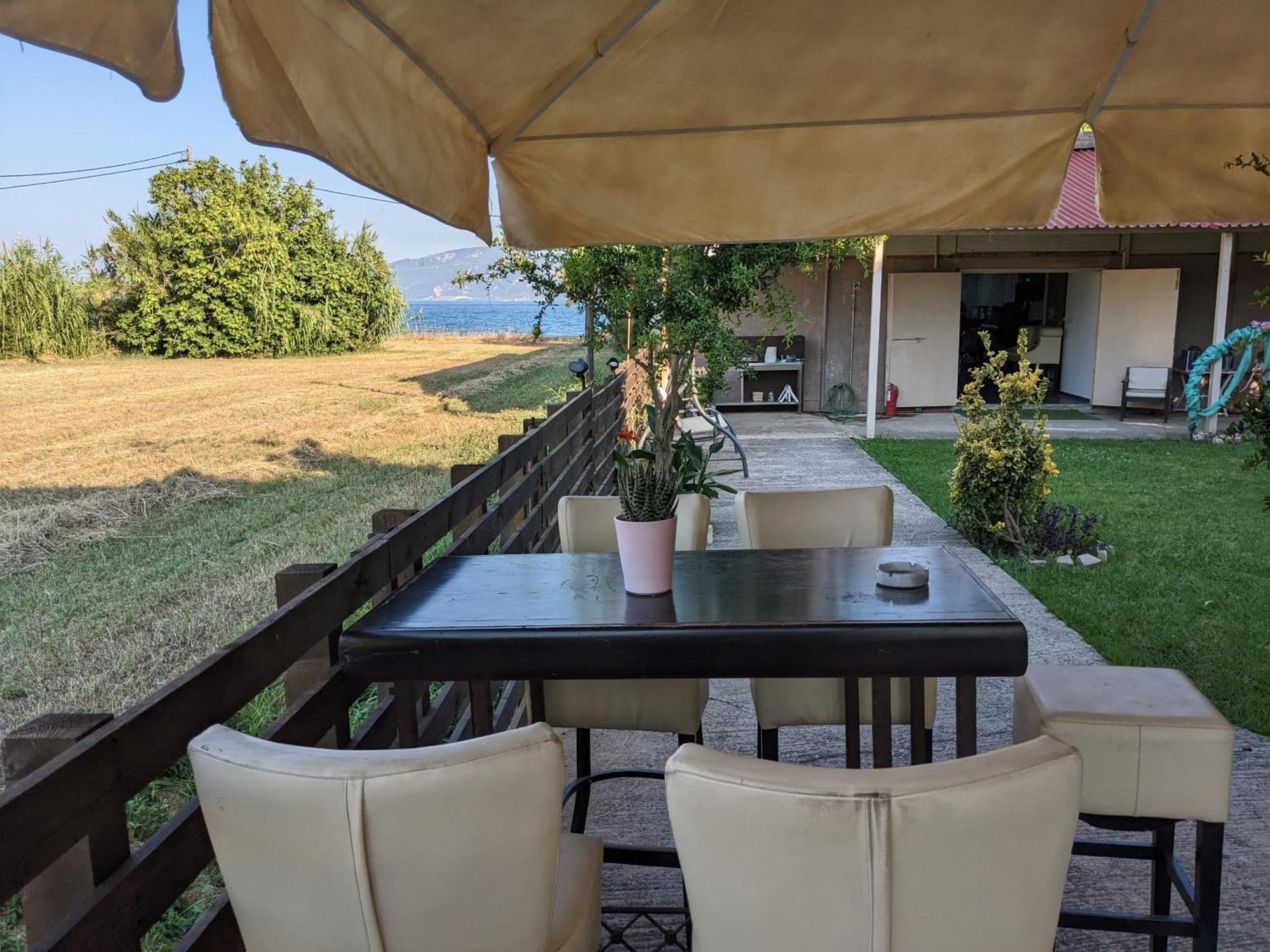 Nafpaktos beach Apartment Exterior foto